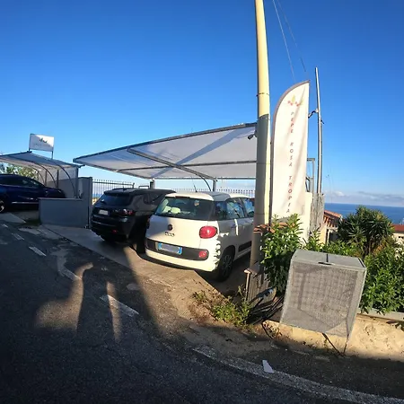 Pepe Rosa Tropea