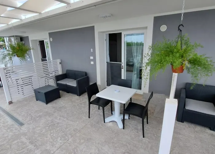 Pepe Rosa Bed & Breakfast *